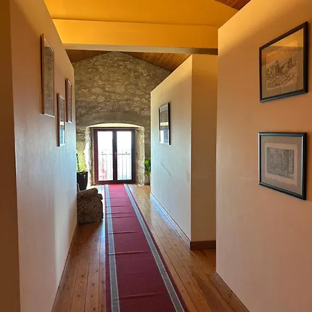 Santuari Mare De Déu Del Mont Restaurant-hostatgería *