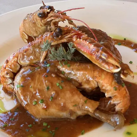 Locanda Santuari Mare De Déu Del Mont Restaurant-hostatgería Beuda
