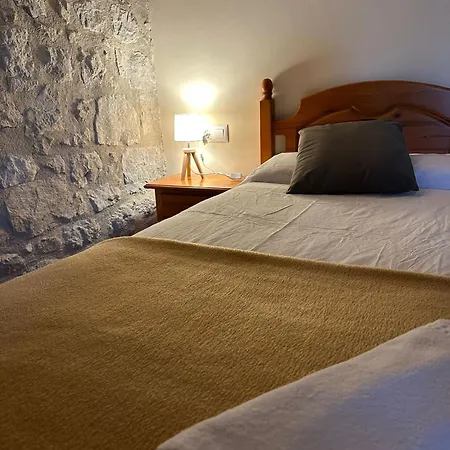 Santuari Mare De Déu Del Mont Restaurant-hostatgería * Beuda
