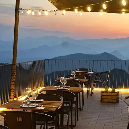Locanda Santuari Mare De Déu Del Mont Restaurant-hostatgería Beuda