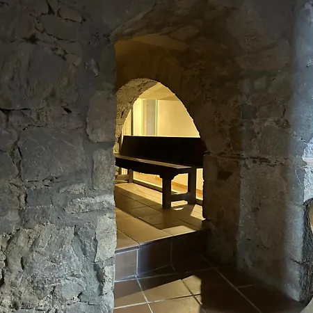 Santuari Mare De Déu Del Mont Restaurant-hostatgería Locanda