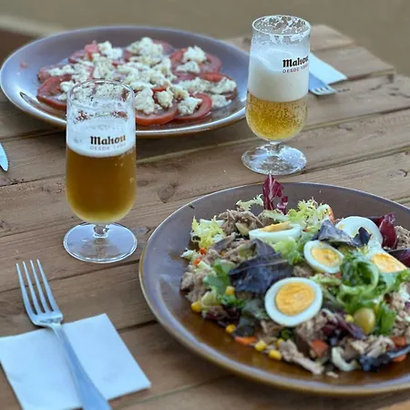 Santuari Mare De Déu Del Mont Restaurant-hostatgería Locanda