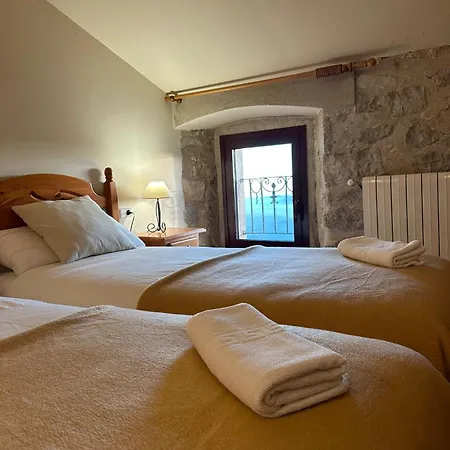 Santuari Mare De Deu Del Mont Restaurant-hostatgeria *